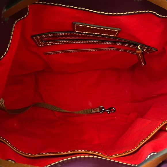 Dooney & Bourke bucket bag - Picture 4 of 4